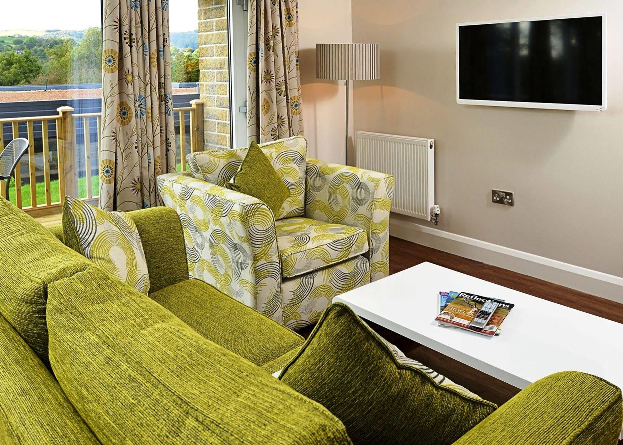 Hotel The View At The White Horse Woolley Moor à Clay Cross Extérieur photo